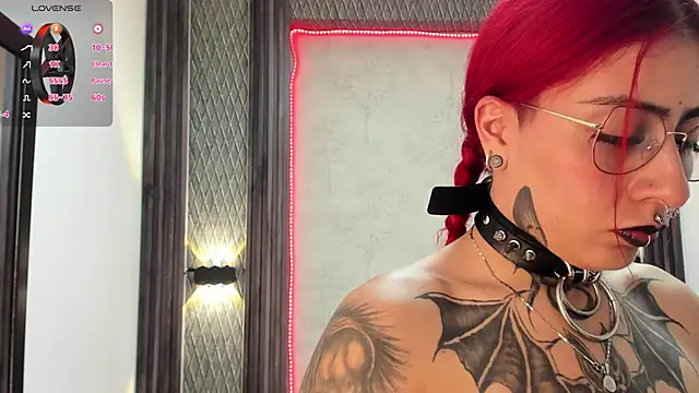 selene red  online show from February 2025 08:42:01 PM