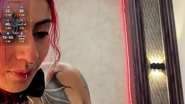 selene red  online show from March 2025 07:38:01 PM