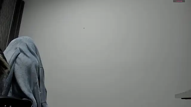 selene red  online show from September 2025 04:30:01 PM