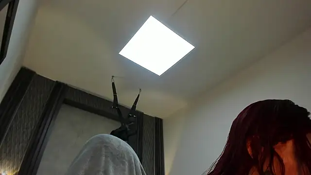 selene red  online show from February 2026 12:31:02 AM