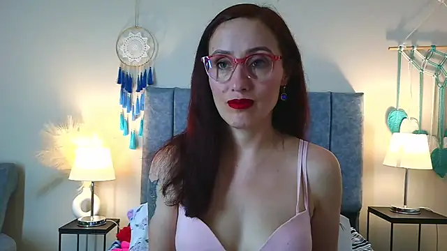 IberianMoonMK online show from January 2026 05:49:02 PM