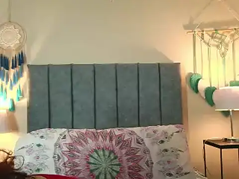 IberianMoonMK online show from April 2026 05:54:02 PM