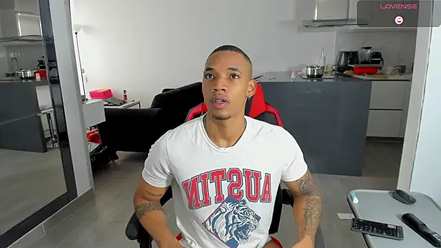 TROYWESLY- online show from February 2026 07:06:01 PM