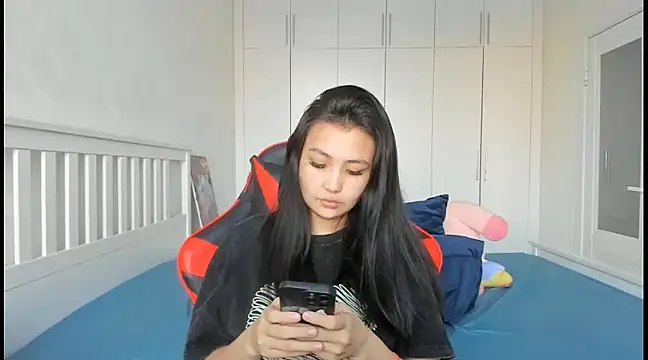 Missykitty01 online show from January 2025 11:00:01 AM