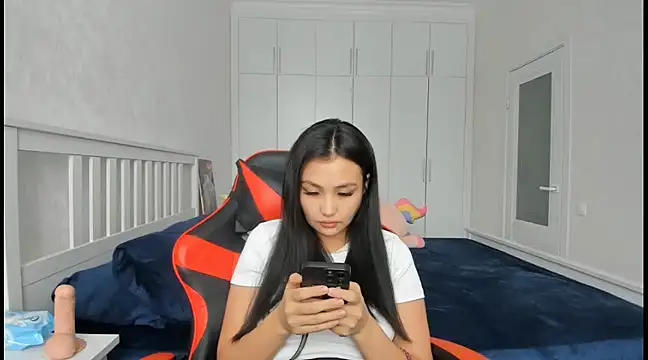 Missykitty01 online show from January 2025 05:09:01 AM