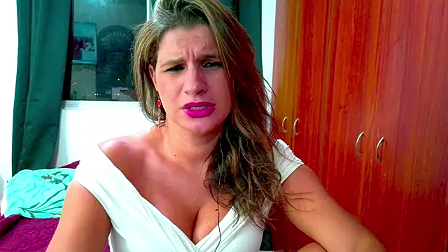 dalila sexxx online show from February 2025 03:41:01 AM