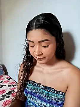 Snapshot of heleny901 chatting on October 2025 08:31:02 PM heleny901 online show from October 2025 08:31:02 PM