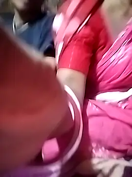 Snapshot of DARK_WINE_ chatting on February 2026 04:35:01 PM DARK WINE online show from February 2026 04:35:01 PM