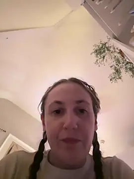 Littlelolo60 online show from April 2026 09:08:02 PM