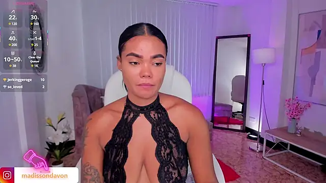 Snapshot of madisson_davon chatting on March 2025 05:28:01 PM madisson davon online show from March 2025 05:28:01 PM