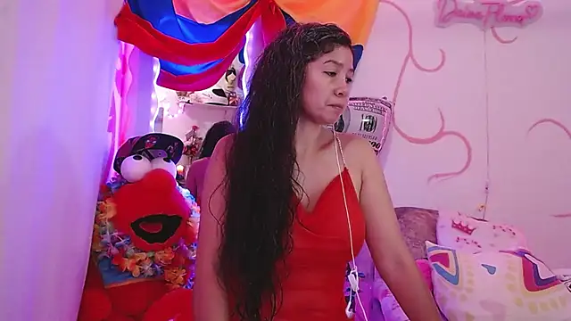 Snapshot of dainaflowers chatting on June 2026 06:08:01 AM dainaflowers online show from June 2026 06:08:01 AM