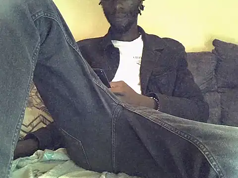 Delicious-D online show from February 2025 07:25:02 PM