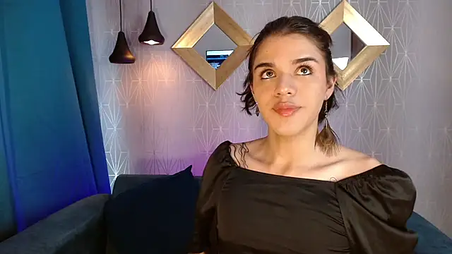 NoahCasstro online show from December 2024 07:32:02 PM