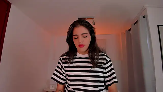 NoahCasstro online show from January 2025 01:55:02 PM