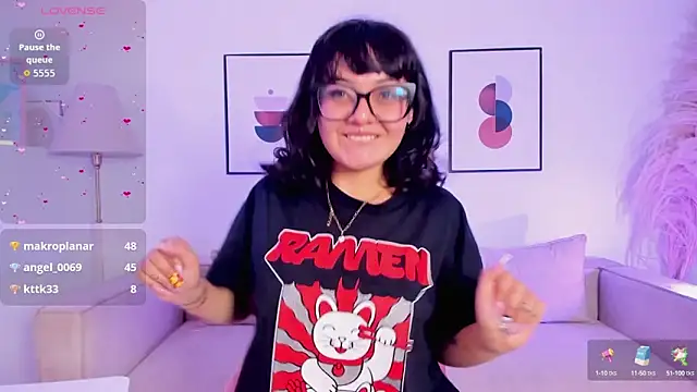 Snapshot of Sweet_Namii chatting on October 2025 07:44:02 PM Sweet Namii online show from October 2025 07:44:02 PM