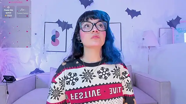 Snapshot of Sweet_Namii chatting on November 2025 08:22:02 PM Sweet Namii online show from November 2025 08:22:02 PM