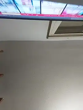 skrigul12 online show from December 2024 06:37:02 PM