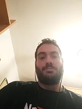 skrigul12 online show from March 2025 08:19:01 PM