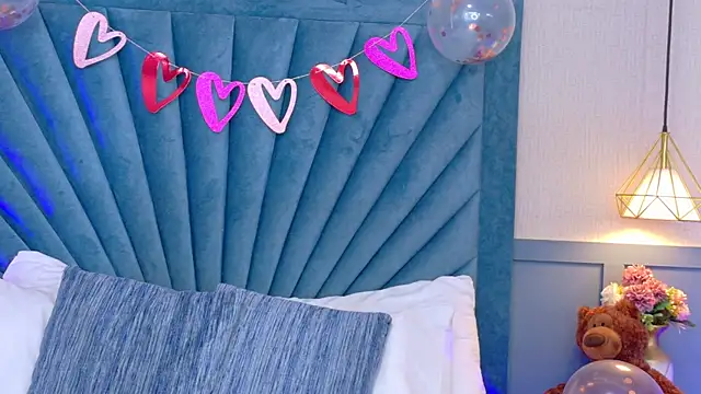 Snapshot of Camille_Torres chatting on February 2025 02:12:02 PM Camille Torres online show from February 2025 02:12:02 PM