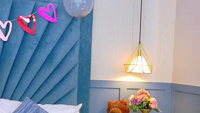 Snapshot of Camille_Torres chatting on February 2025 01:17:02 PM Camille Torres online show from February 2025 01:17:02 PM