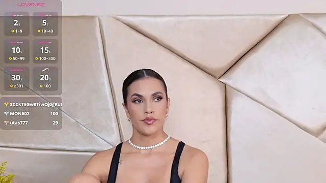 Snapshot of Camille_Torres chatting on October 2025 03:14:01 PM Camille Torres online show from October 2025 03:14:01 PM