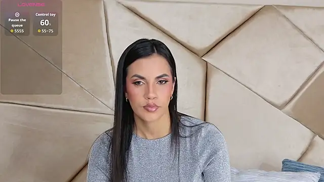 Snapshot of Camille_Torres chatting on November 2025 12:37:02 PM Camille Torres online show from November 2025 12:37:02 PM