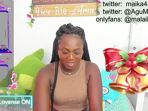 maika28 online show from April 2026 04:45:01 PM