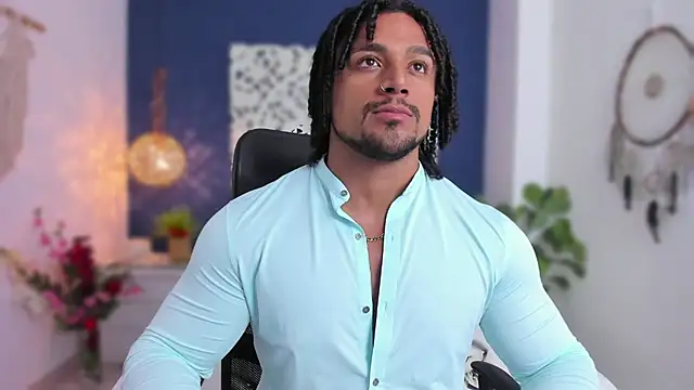 MikeEstevess online show from December 2024 09:37:01 PM