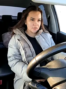 stacy stoone online show from February 2025 06:03:01 AM