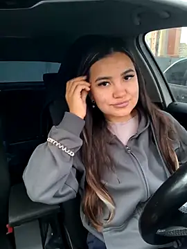 stacy stoone online show from September 2025 03:08:02 AM