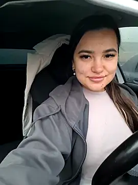 stacy stoone online show from October 2025 03:15:01 AM