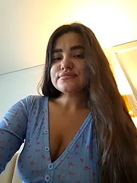stacy stoone online show from July 2026 01:01:01 AM