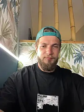 Snapshot of jimmyy_ chatting on May 2026 07:47:02 AM jimmyy online show from May 2026 07:47:02 AM