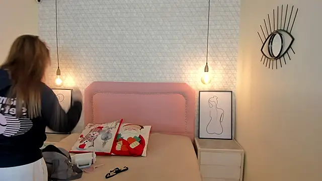 Kittytimberlake online show from December 2025 12:24:02 PM