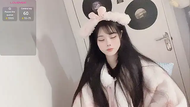 Qedgjwyz1 online show from February 2025 05:02:02 PM