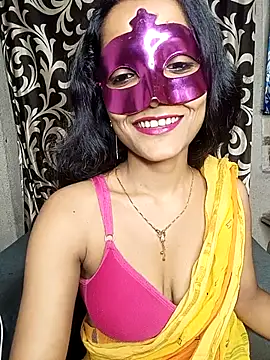 Snapshot of REVA_DARLING chatting on June 2026 06:56:02 AM REVA DARLING online show from June 2026 06:56:02 AM