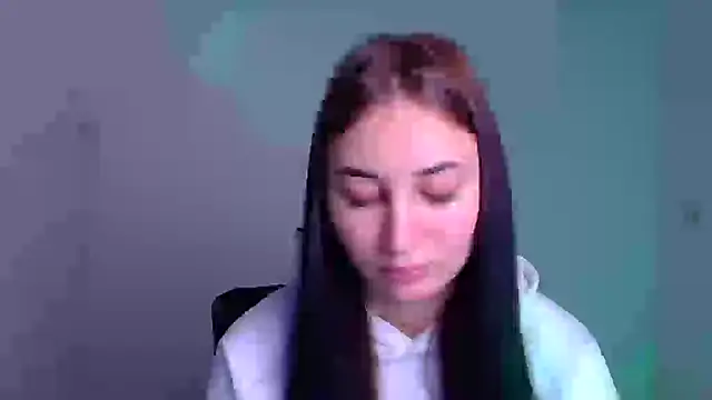 Jennifer Blum online show from December 2024 06:16:02 AM