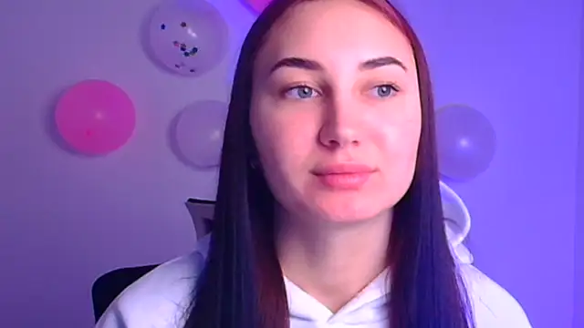 Jennifer Blum online show from February 2025 06:06:01 AM