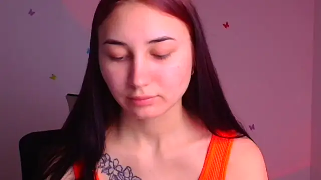 Jennifer Blum online show from February 2025 05:56:02 AM