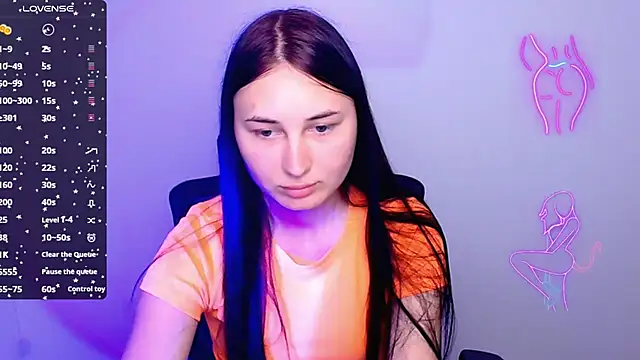 Jennifer Blum online show from October 2025 05:38:01 AM