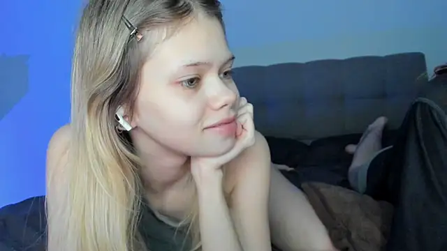 chansetolove online show from March 2025 04:45:01 PM