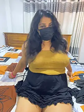 NOORA-GIRL online show from February 2026 10:30:02 PM