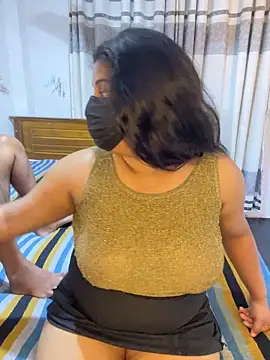 NOORA-GIRL online show from March 2026 02:11:01 AM