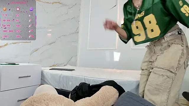 Snapshot of zorravioletta1 chatting on February 2026 11:44:01 AM zorravioletta1 online show from February 2026 11:44:01 AM