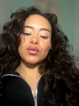 Marie Rose online show from October 2025 10:21:01 PM