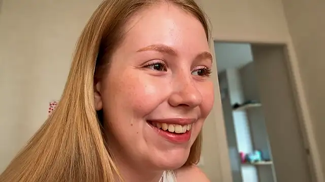 HoneyAudrey online show from June 2026 02:34:02 AM