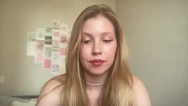 HoneyAudrey online show from June 2026 02:22:01 AM