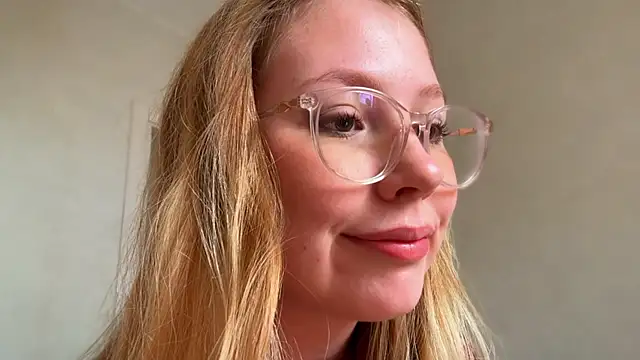 HoneyAudrey online show from July 2026 02:13:02 AM