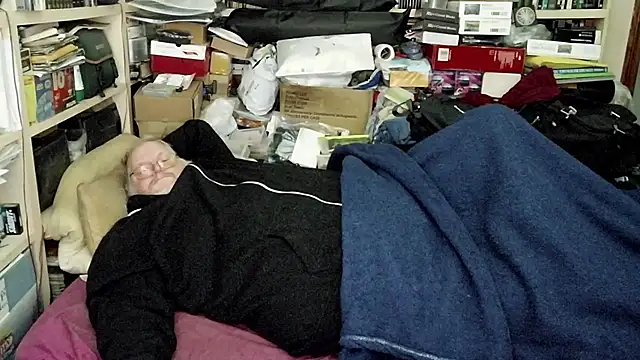 hadeszeuss2 online show from December 2024 12:09:01 AM