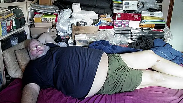 hadeszeuss2 online show from January 2025 02:45:01 PM